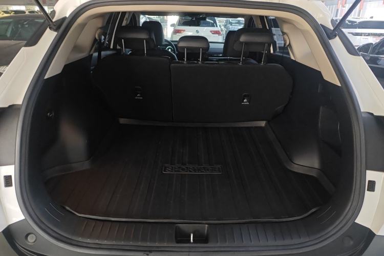 Used Kia Sportage (Chinese Domestic Model) 2023 2.0T Two-Wheel-Drive Prestige Edition