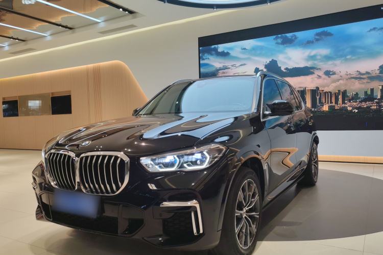 Used BMW X5 2022 Restyled xDrive 30Li Luxury Version M Sport Package