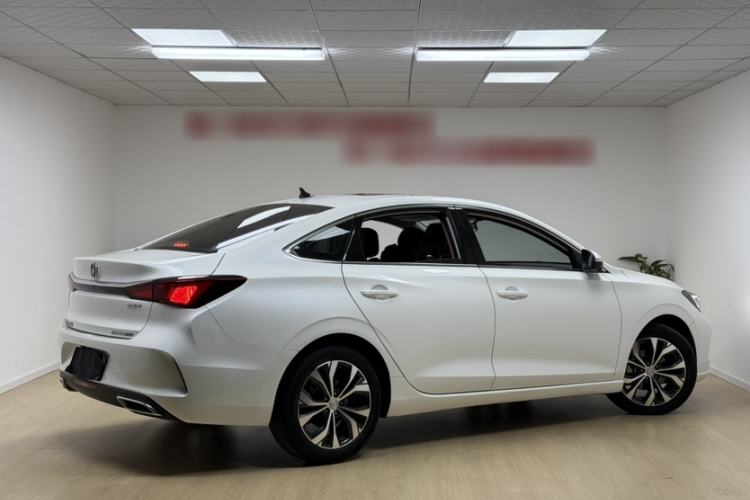 Used Changan Eado 2021 PLUS Blue Whale NE 1.4T GDI DCT Flagship Model
