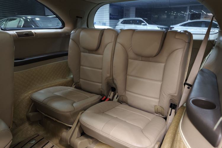 Used Mercedes-Benz R-Class 2014 R 320 4MATIC Luxury Model
