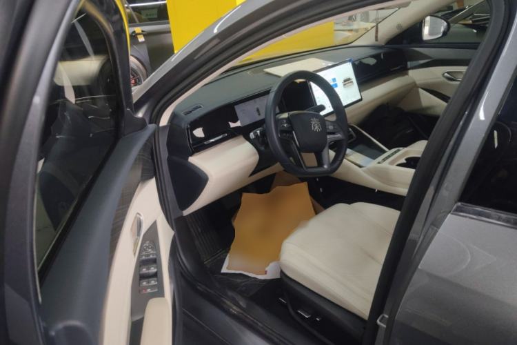 Used BYD Qin L 2025 EV 545KM Beyond Version
