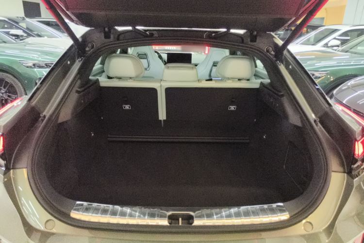 Used Zeekr 001 2025 WE Edition 100 kWh Rear-Wheel Drive
