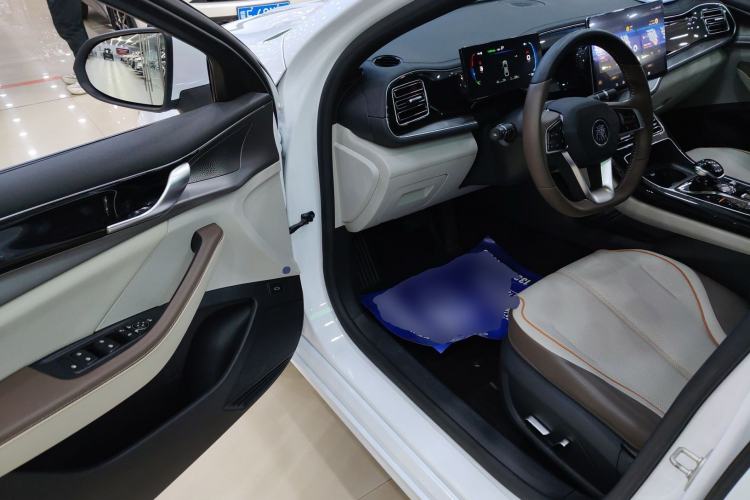 Used BYD Qin PLUS 2023 Champion Edition DM-i 120KM Beyond Model
