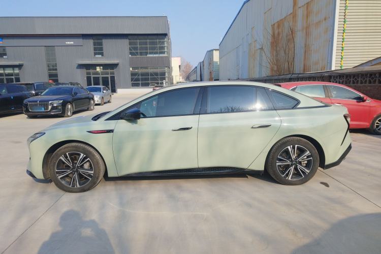 Used Hongqi EH7 2024 600 Pro
