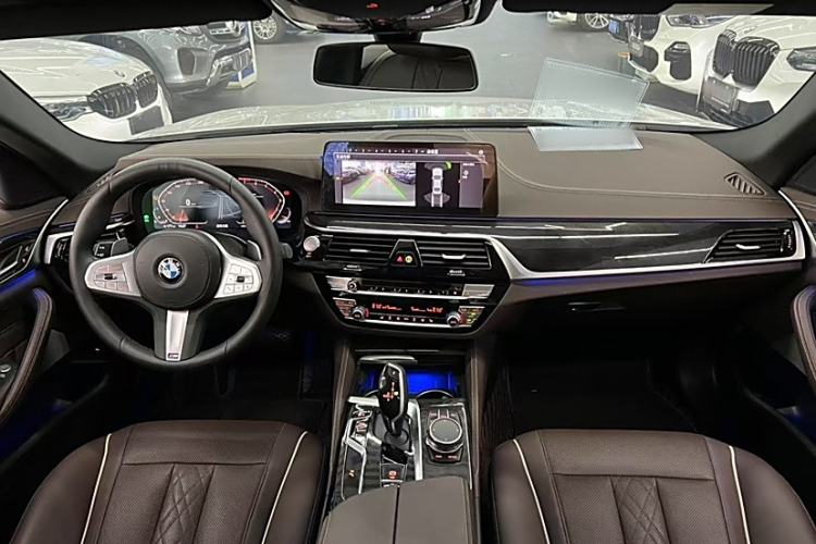 Used BMW 5 Series 2022 Second Facelift 530Li Leading Edition M Sport Package
