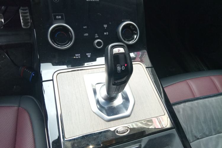 Used Land Rover Range Rover Evoque 2022 Aurora L 249 PS R-Dynamic Luxury Edition
