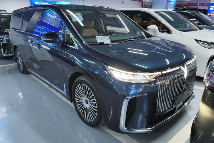 Used VOYAH Dream 2025 PHEV Four-Wheel-Drive Flagship Kunpeng Edition
