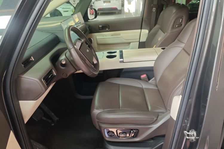 Used Li Auto MEGA 2024 Ultra Model