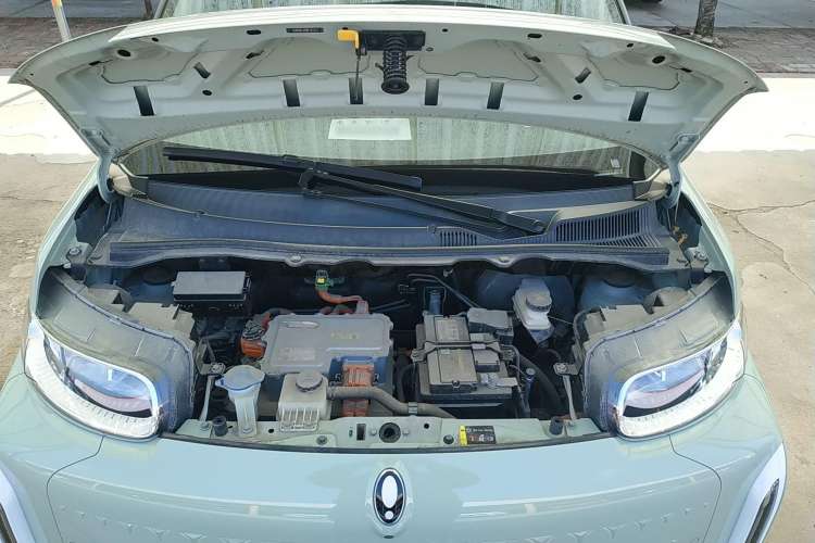 Used ORA White Cat 2022 Xiaoyue Mao Edition 401 km Flagship Model Lithium Ternary
