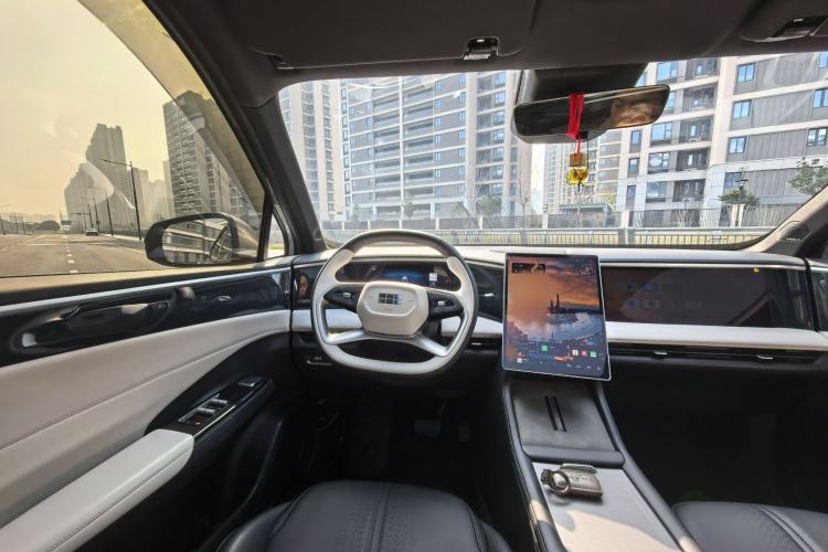 Used  L7 2023 1.5T 115 km PLUS