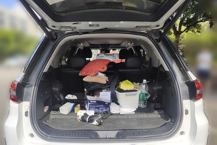 Used Changan CS95 2019 2.0T Two-Wheel-Drive Luxury Version
