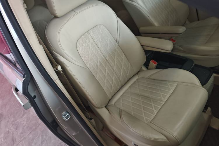 Used Buick GL8 2023 ES Lu Zun Luxury Model
