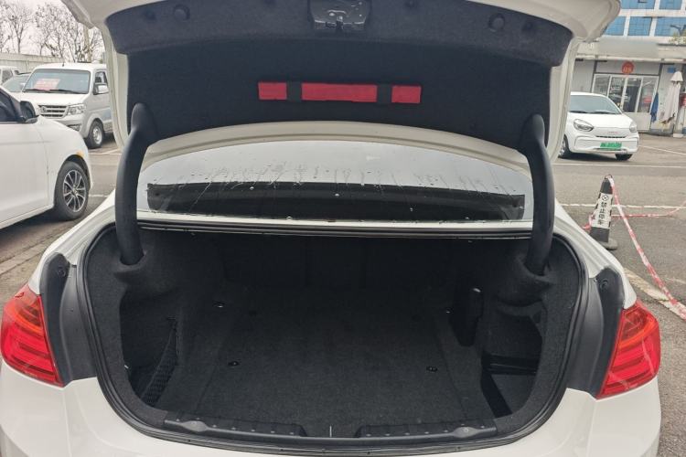 Used BMW 3 Series 2015 320Li Fashion Model
