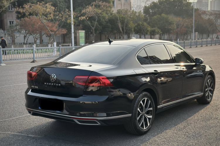 Used Volkswagen Magotan 2020 280TSI DSG Leading Edition
