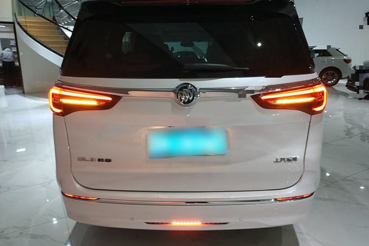 Used Buick GL8 2023 ES Lu Zun Deluxe Model
