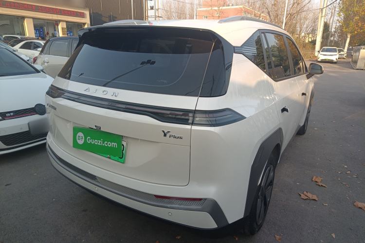 Used AION Y 2024 Younger