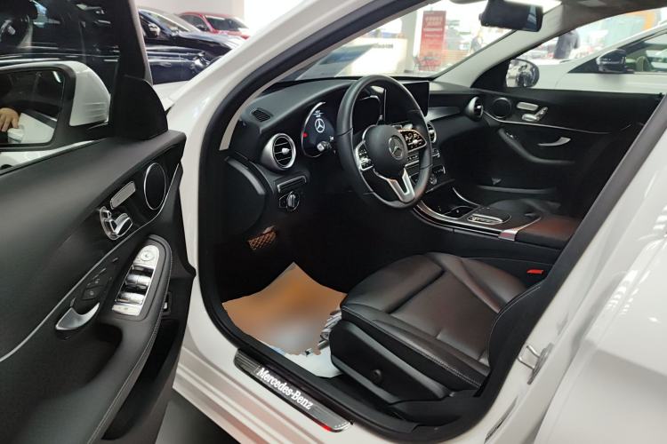 Used Mercedes-Benz C-Class 2020 Facelifted C 260 Estate
