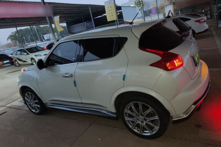 Used Infiniti ESQ 2014 1.6L Spontaneous Edition
