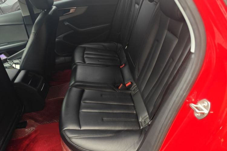 Used Audi A4L 2019 40 TFSI Ambition China VI