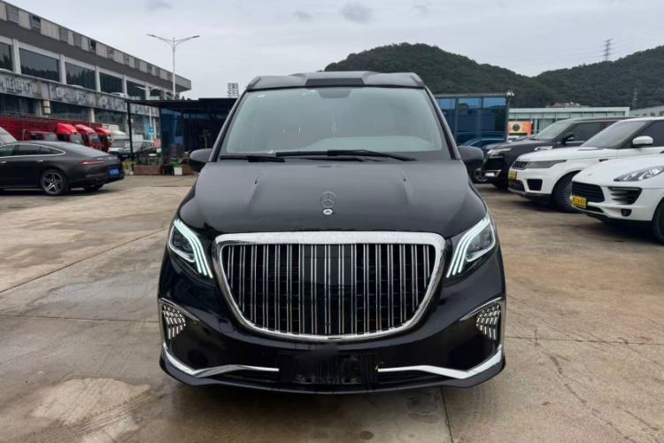 Used Mercedes-Benz Vito 2023 2.0T Elite Version 7 Seats
