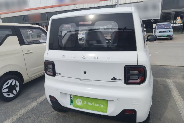 Used Geely Galaxy Panda 2024 Panda Mini 200km Endurance Bear
