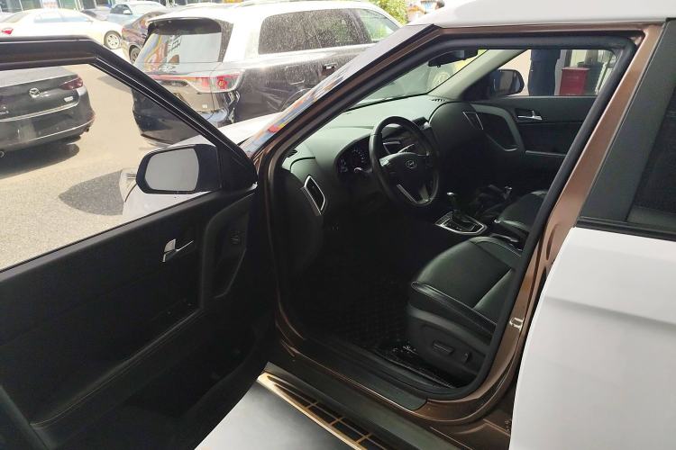 Used Hyundai ix25 2017 1.6L Automatic Smart Version
