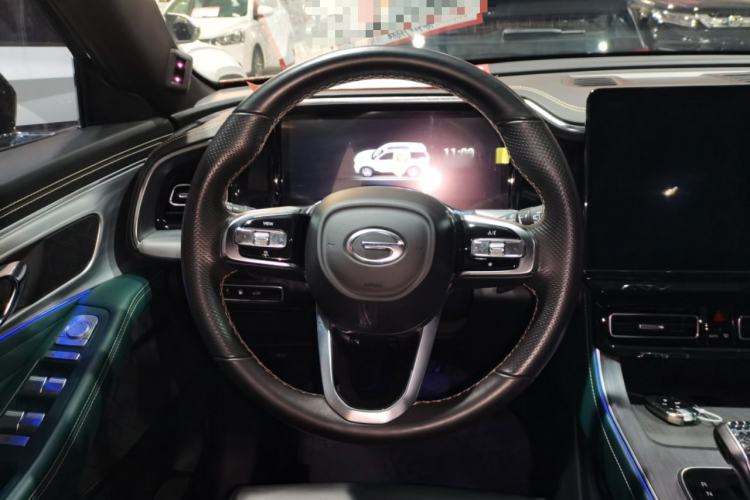 Used GAC Trumpchi GS8 2022 Linghang Series 2.0 TGDI Two-Wheel Drive Luxury Smart Connectivity Version (6 Seats)
