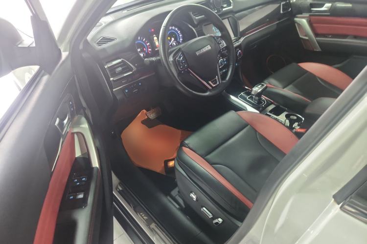 Used Haval H2 2018 Blue-Label 1.5T Dual-Clutch Two-Wheel-Drive Luxury Model
