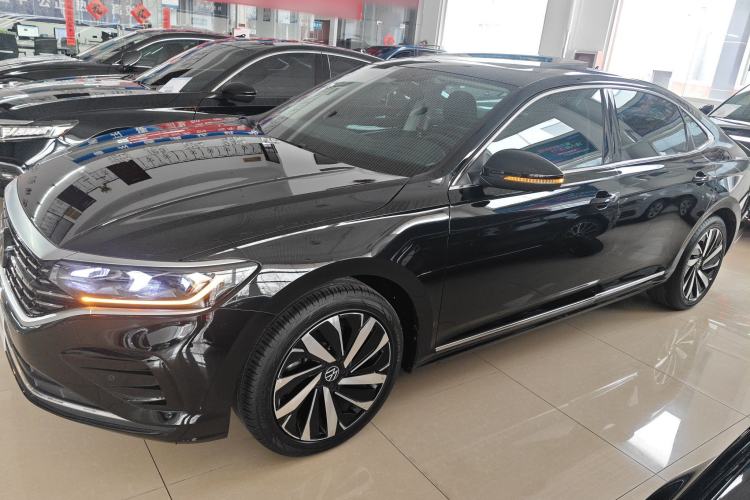 Used Volkswagen Passat 2023 330TSI Elite Edition
