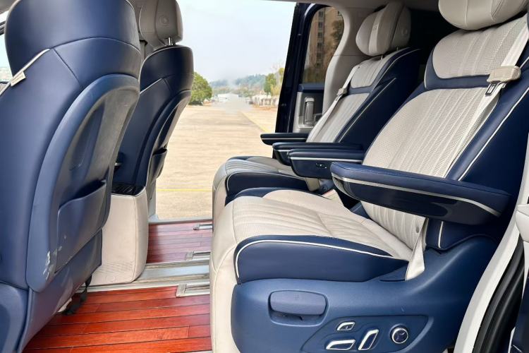 Used Roewe iMAX8 2021 400TGI Supreme Series Prestige Edition