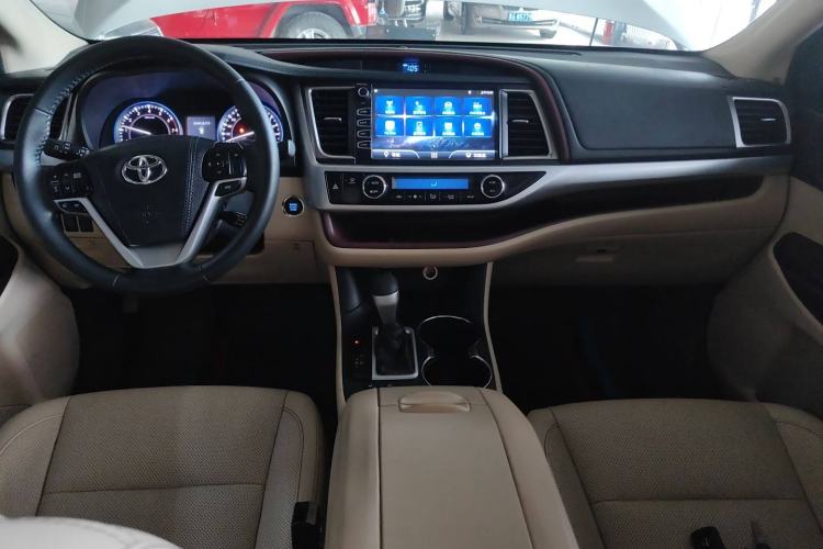 Used Toyota Highlander 2015 2.0T Four-Wheel Drive Luxury Edition 7-Seater