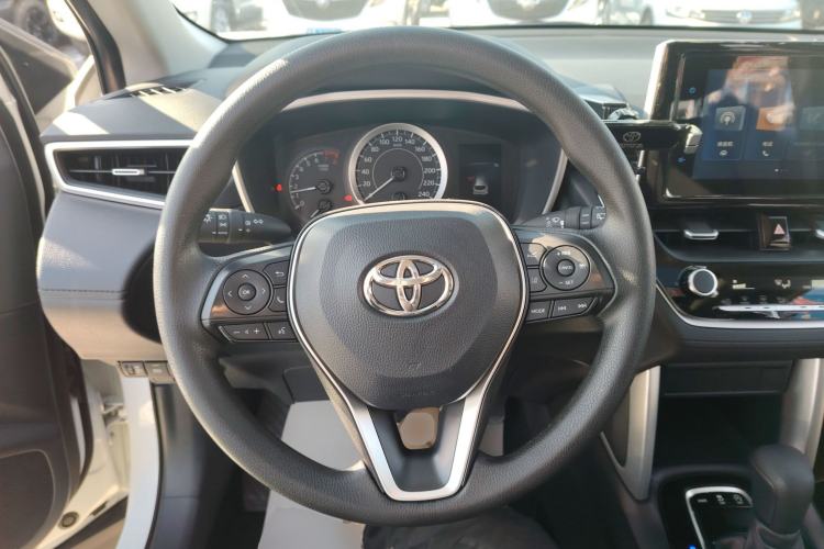 Used Toyota FRONTLANDER 2022 2.0L CVT Luxury Edition
