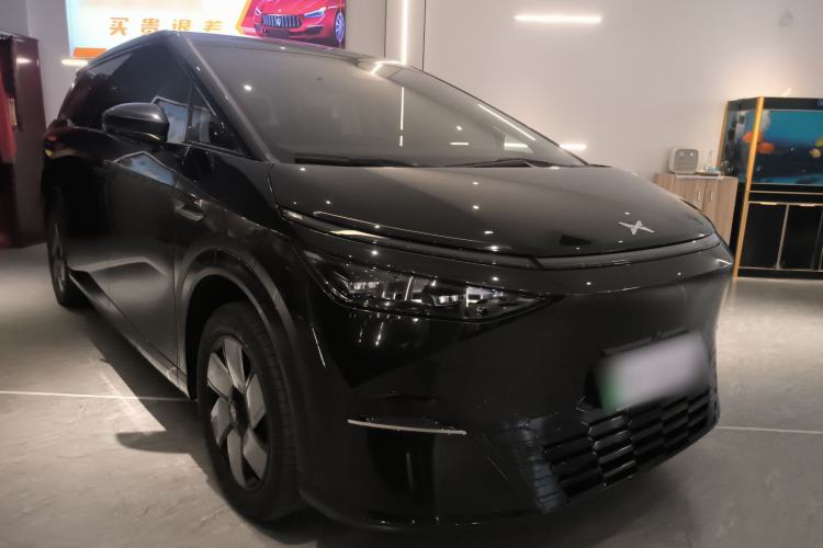 Used XPeng X9 2024 610 Long-Range Pro
