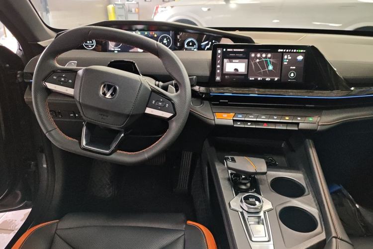 Used Changan UNI-V 2024 1.5T High-Energy Version