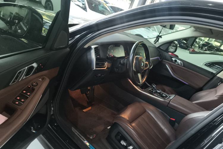 Used BMW X5 2022 xDrive40i Luxury Edition M Sport Package