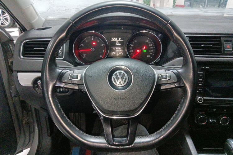 Used Volkswagen Sagitar 2017 1.6L Automatic Comfort Model
