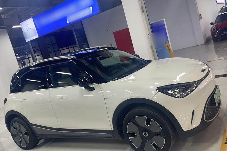 Used  #1 2024 Dynamic Luxury Edition
