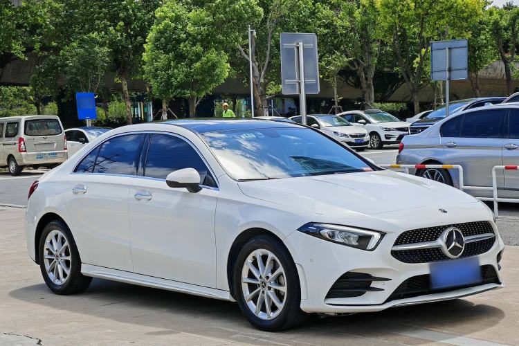 Used Mercedes-Benz A-Class 2020 Restyled A 200 L Sport Sedan Fashion Version
