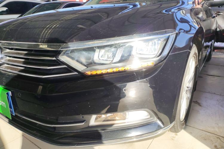 Used Volkswagen Magotan 2019 330TSI DSG Luxury Version China VI Standard
