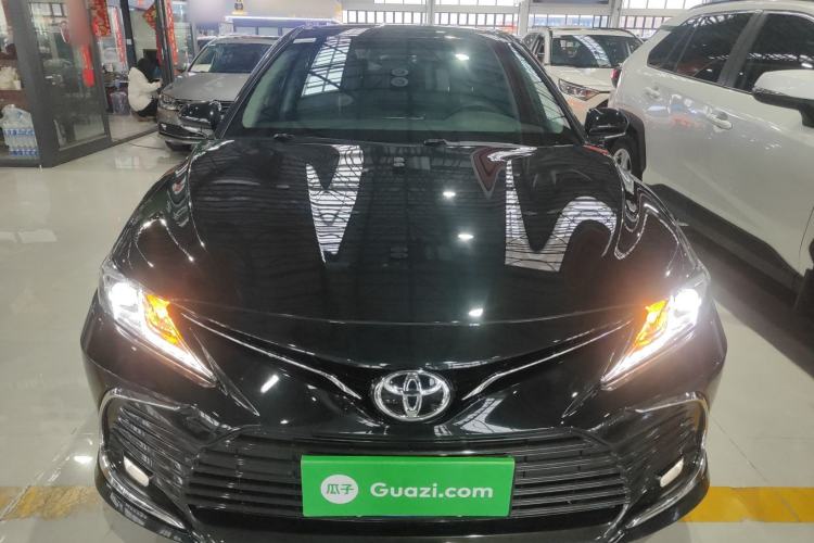Used Toyota Camry 2022 2.0GVP Premier Edition
