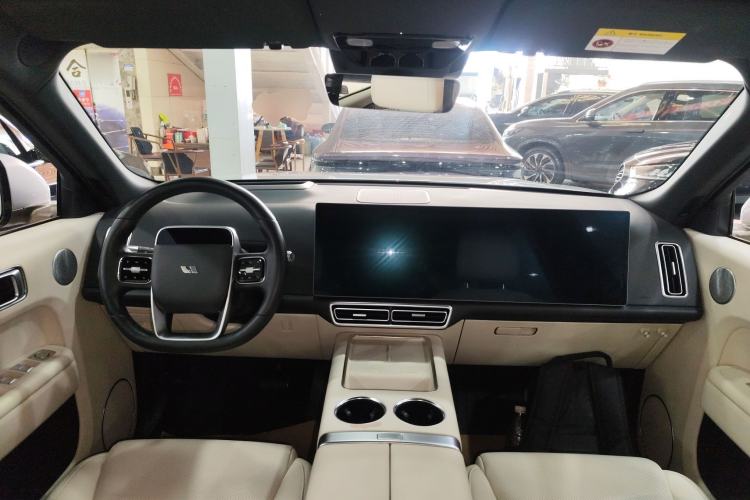 Used Li Auto L8 2023 Max model
