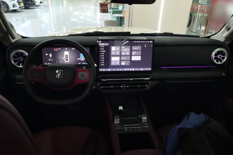 Used Tank 300 2025 2.0T Conqueror