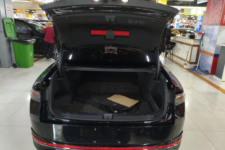 Used Volkswagen Magotan 2024 380TSI DSG Prestige Edition DaMai Package