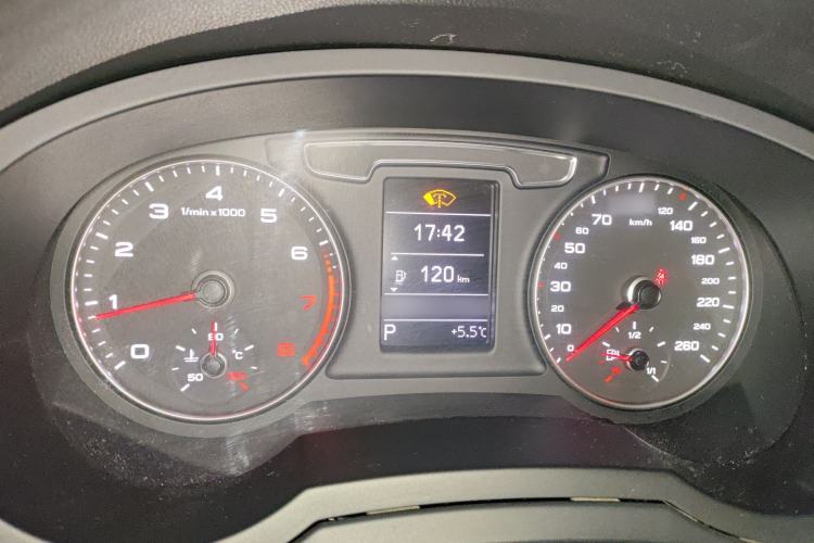 Used Audi Q3 2017 30 TFSI Fashion Model
