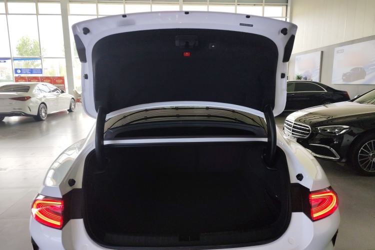 Used  SU7 2024 Rear-Drive Long-Range Intelligent Driving Version
