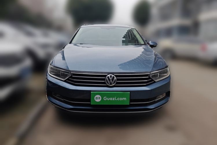 Used Volkswagen Variant 2017 380TSI Two-Wheel Drive Comfort Edition