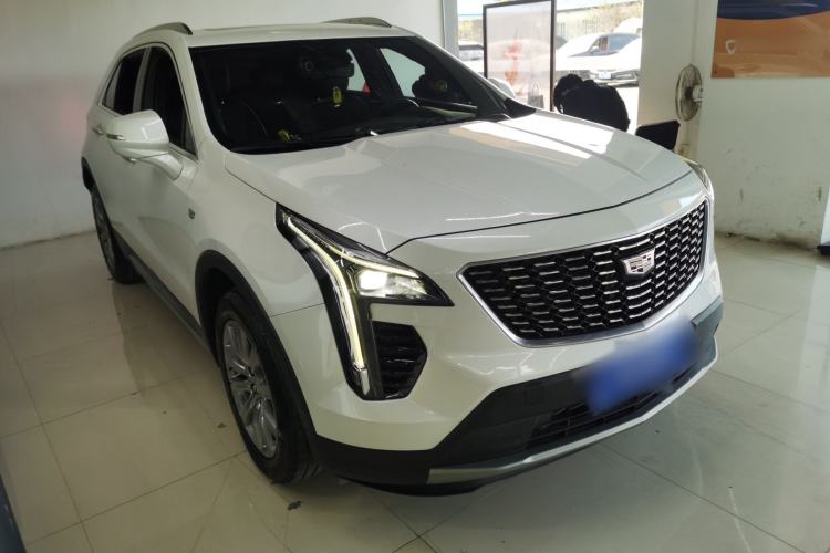 Used Cadillac XT4 2023 28T Two-Wheel-Drive Luxury Version
