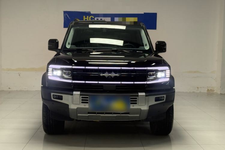 Used  Leopard 5 2023 Explore Edition