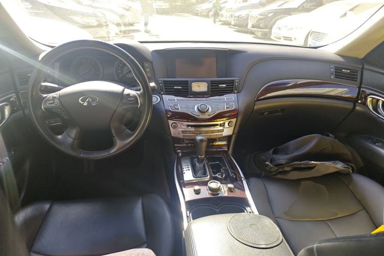 Used Infiniti Q70 2015 Q70L 2.5L Enjoyment Edition