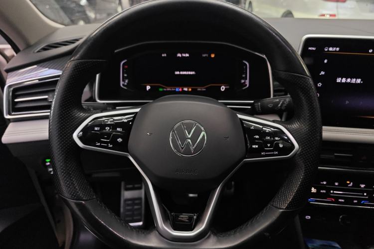 Used Volkswagen Tiguan L 2022 330TSI Automatic Two-Wheel Drive R-Line Enhanced Edition
